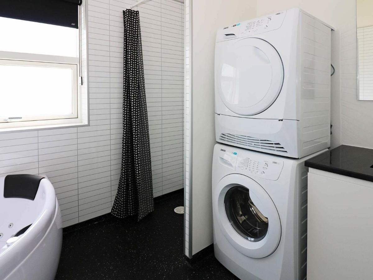 8 Person Holiday Home In Hadsund Esterno foto