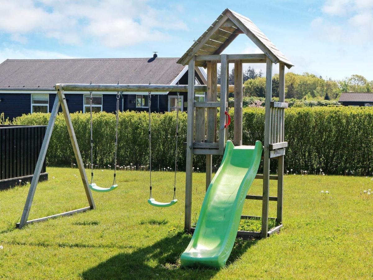 8 Person Holiday Home In Hadsund Esterno foto